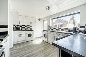 Kitchen/diner- click for photo gallery